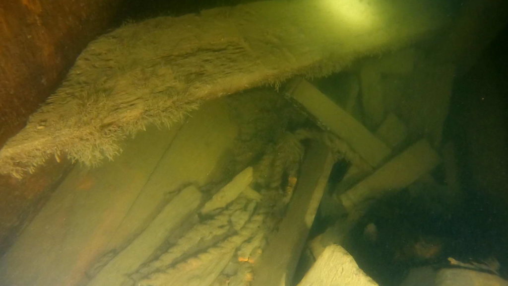 Purjelaiva martan keulavarasto